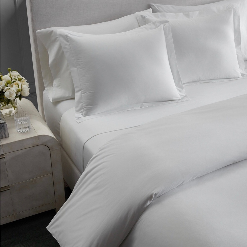 Matouk Percale Sheet Set with Duvet cover- NWOT